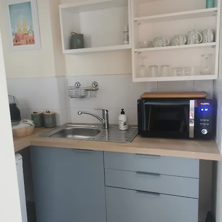 Les Pins Parking Privé Extérieur Couette-café 3*