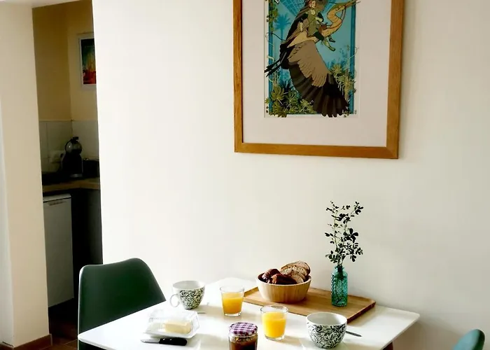 Bed and breakfast Les Pins Parking Privé Extérieur 3*