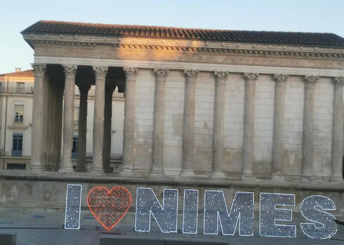 Les Pins Parking Privé Extérieur Bed and breakfast